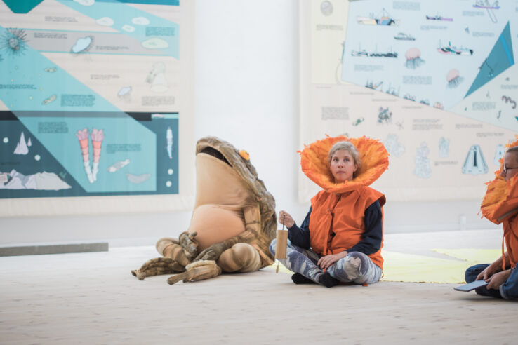 Ingela Ihrman, Evelina Hartwig and Lise Haurum, The frog and the sun go down into the sea (2017), performance in Kunsthal Aarhus. Photo: Malte Riis.