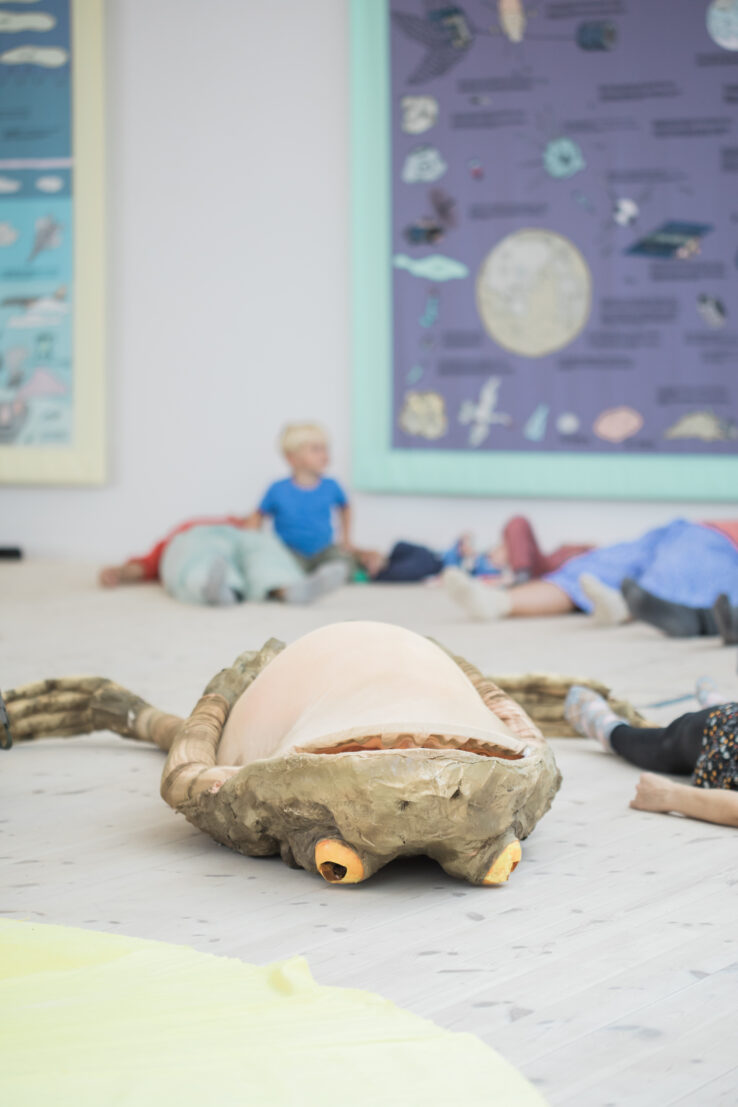 Ingela Ihrman, Evelina Hartwig and Lise Haurum, The frog and the sun go down into the sea (2017), performance in Kunsthal Aarhus. Photo: Malte Riis.