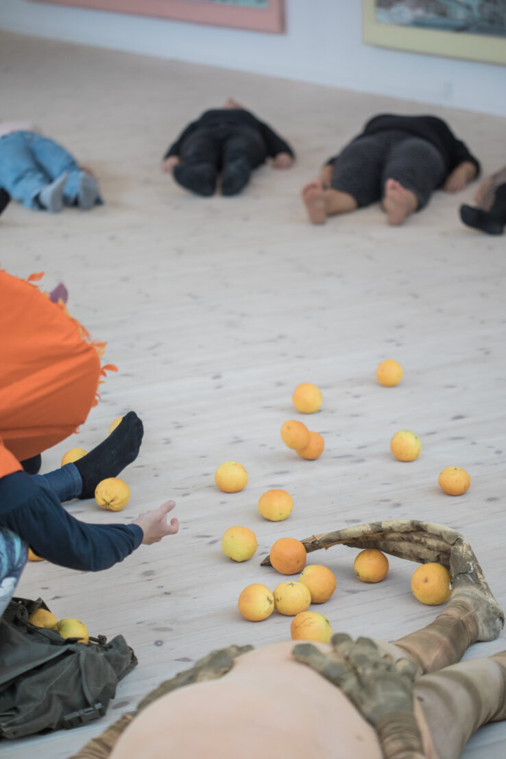 Ingela Ihrman, Evelina Hartwig and Lise Haurum, The frog and the sun go down into the sea (2017), performance in Kunsthal Aarhus. Photo: Malte Riis.