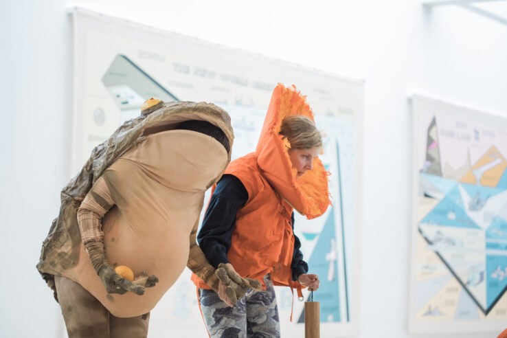 Ingela Ihrman, Evelina Hartwig and Lise Haurum, The frog and the sun go down into the sea (2017), performance in Kunsthal Aarhus. Photo: Malte Riis.