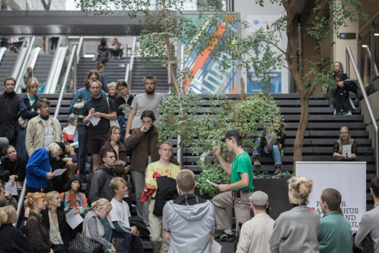 Union for Open Vocalism, Earplay (2019), performance in Scandinavian Center, Aarhus. Photo: Malte Riis.